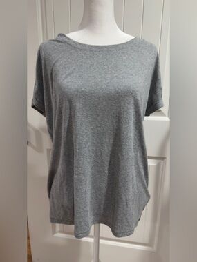 prAna Cozy Up Gray T-Shirt Women’s Casual Short Sleeve Tee Gym Yoga Sustainable